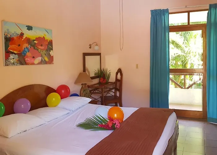 Samara Beach Hotel 3*